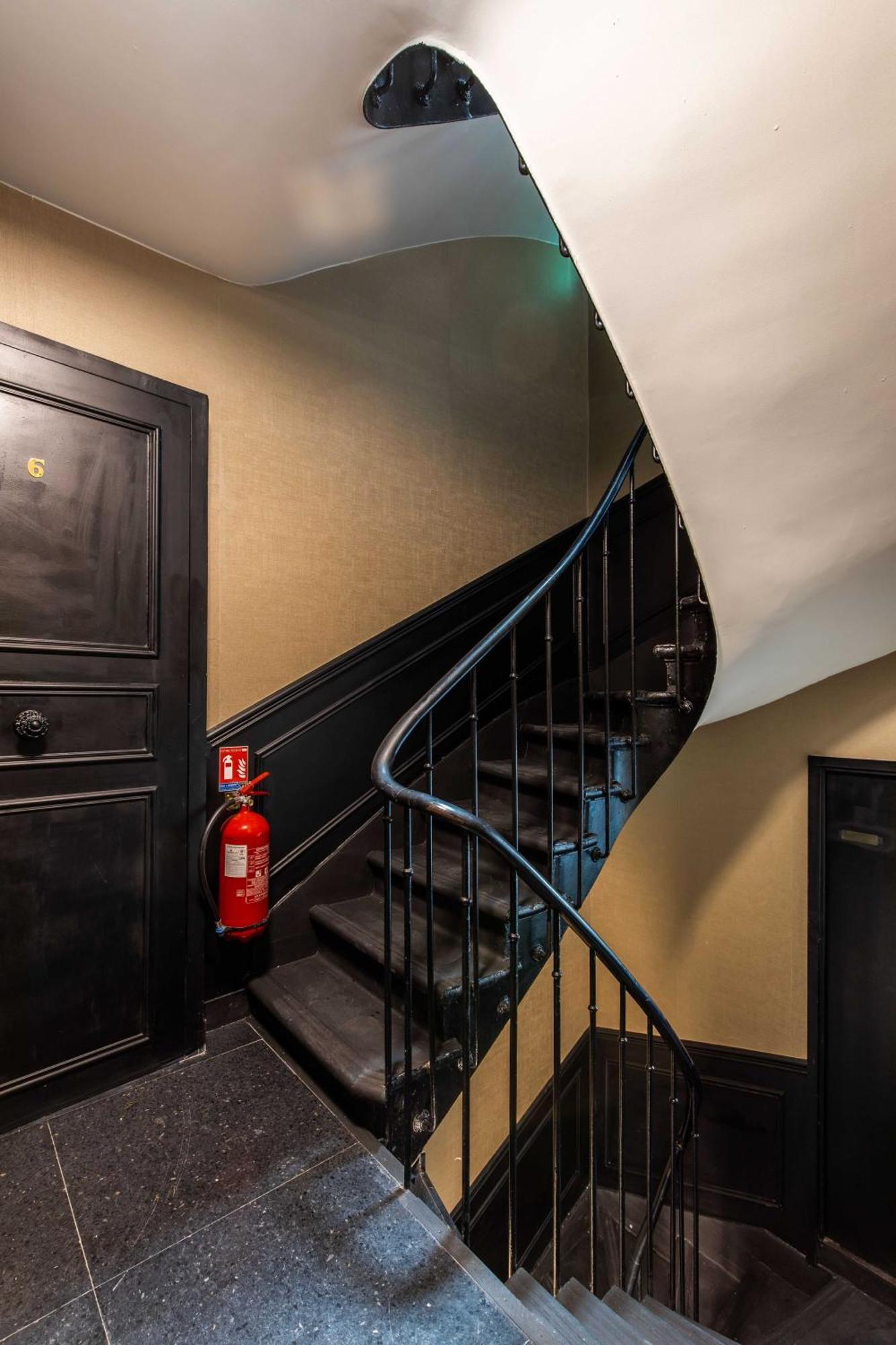 Hostel Eiffel Paris Eksteriør bilde